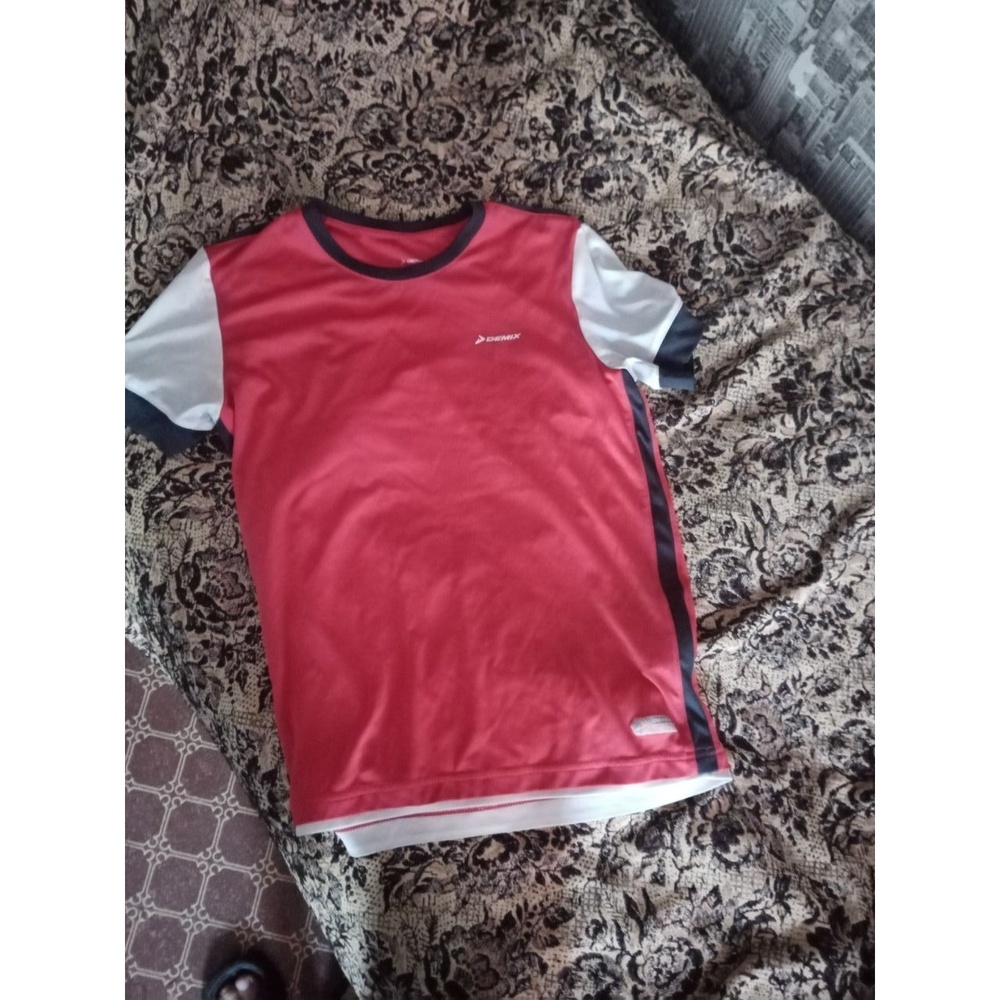 T-Shirt Men's Red Colorblock